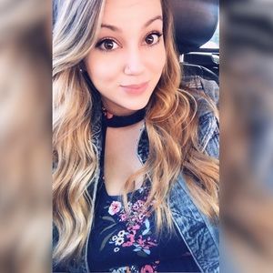 Meet your Posher, Alisa